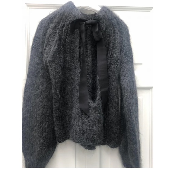 Ganni sweater great condition - Picture 2 of 6